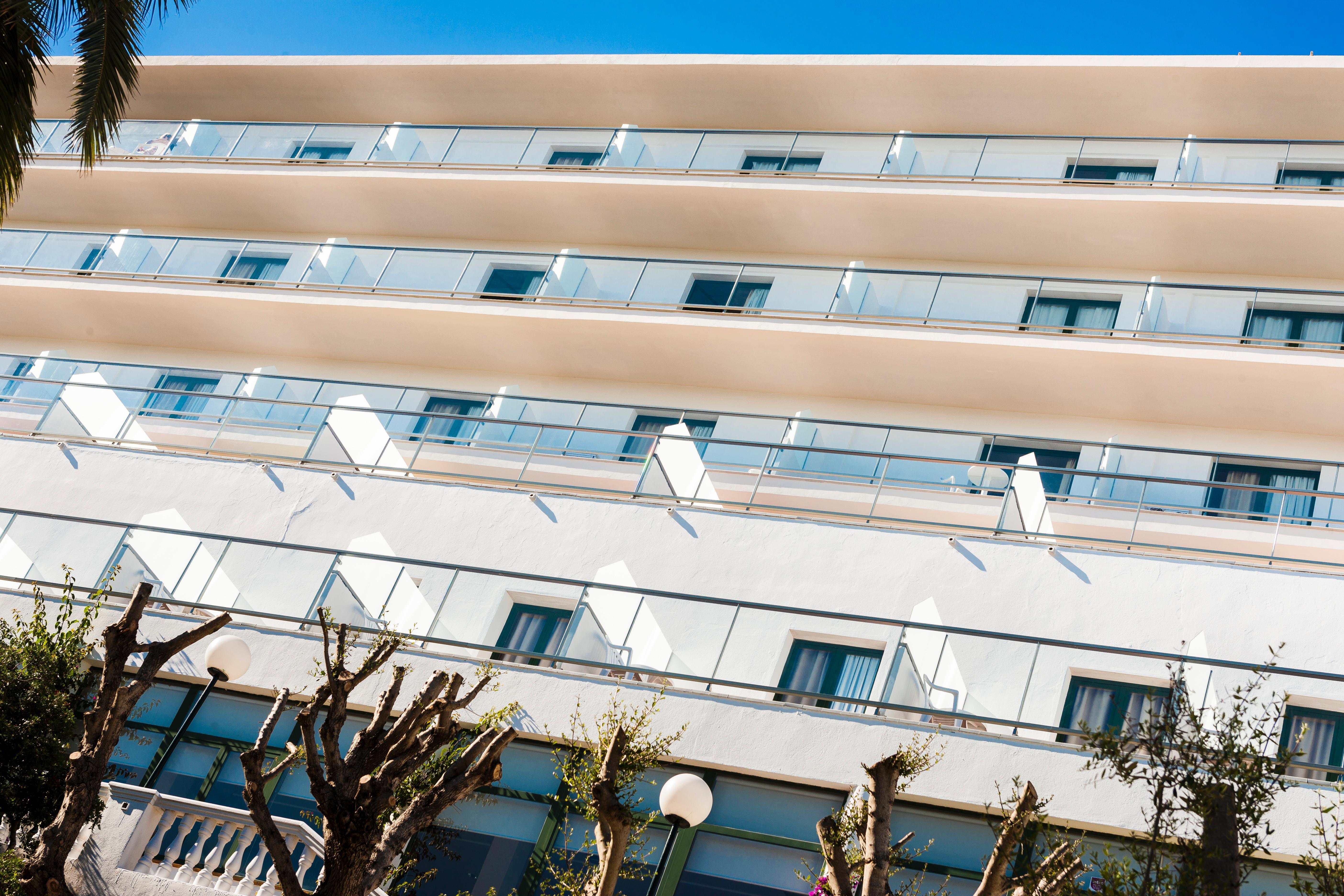 Hotel Globales Cala'N Blanes Cala'N Blanes  Zewnętrze zdjęcie